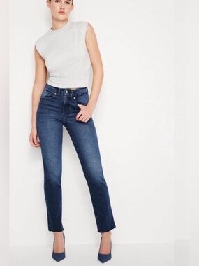 Good American Good Classic Slim Straight High Rise 28” Inseam